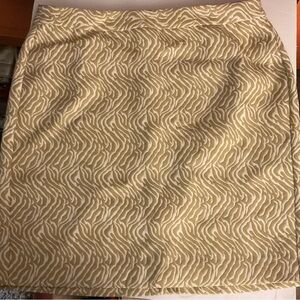 Banana Republic Cream Patterned Pencil Skirt